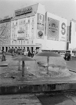 Blaha Lujza tér Fountain, Budapest