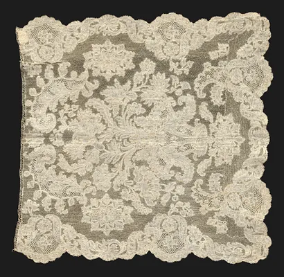 Lace Jabot