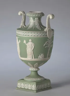 Urn