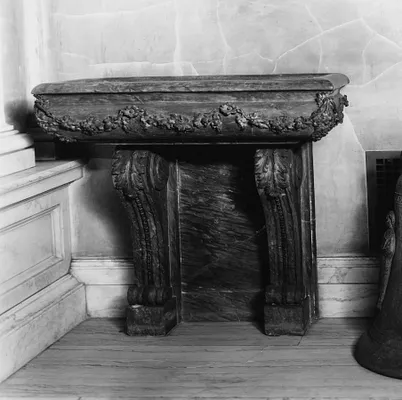 Lavabo or Wall Fountain