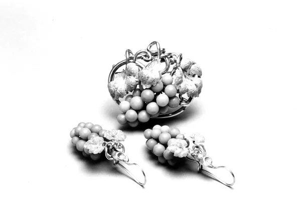 Demi-Parure