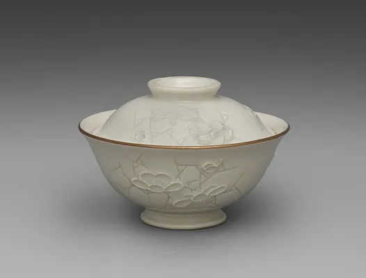 Covered Bowl from Dining Set with Plum Blossoms and Cracked-Ice
