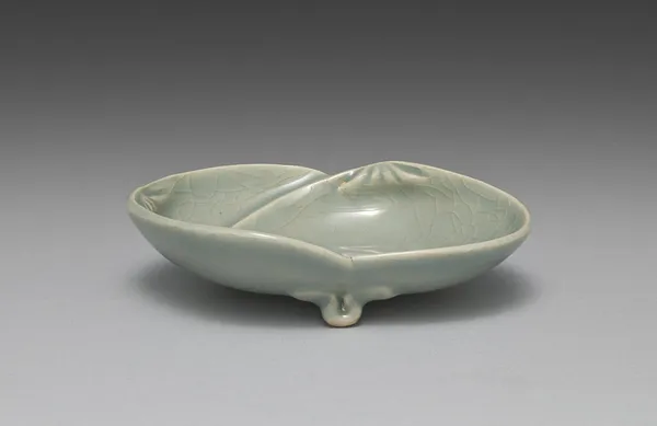 Dish from Saucers with Matching Shells