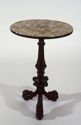 Tilt-top Table