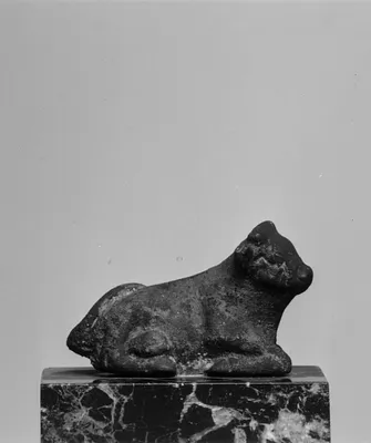 Weight in the Form of a Bull