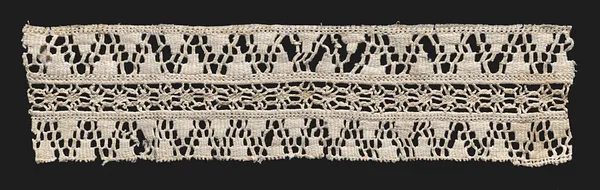 Lace fragment