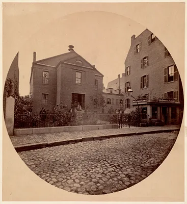 Warren St. Chapel