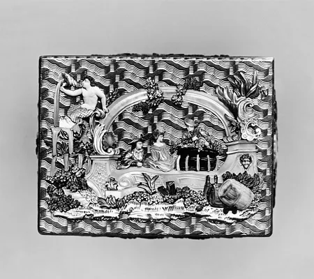 Snuffbox with Lovers in a Bower