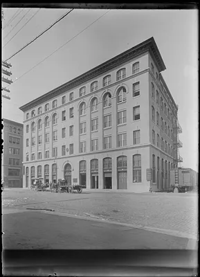 Arthur C. Harvey Co. iron steel metals 374-394 Congress St.