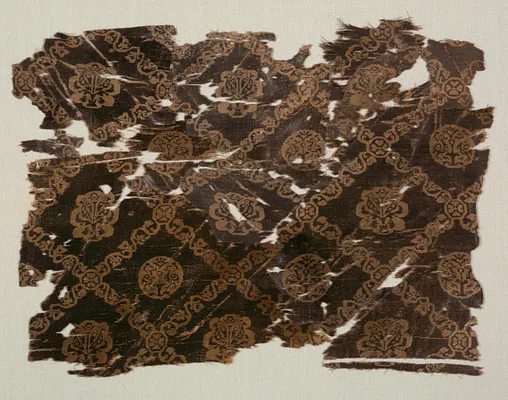 Silk with lattice of animals in medallions