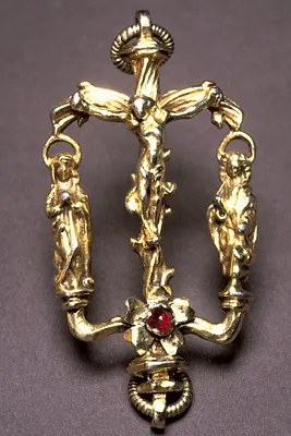 Pendant with the Crucifixion