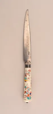 Four Knives with Porcelain Handles