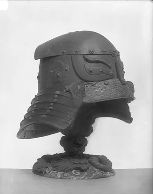 Kabuto (Okitenugi helmet) with plum blossom decoration