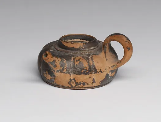 Base of Lidded Jug with Cover  (Askos, lidded)