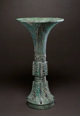 Wine Vessel (Gu)