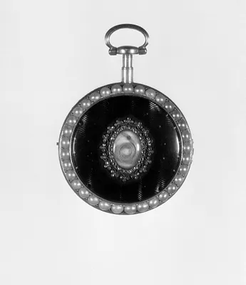 Enamel watch with a lock of hair