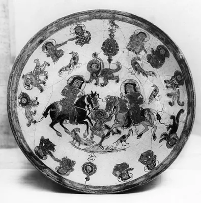 Bowl with Two Horsemen
