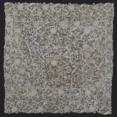 Lace Cloth or Square