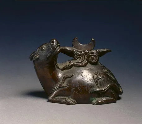 Mirror Stand in the Shape of an Ox