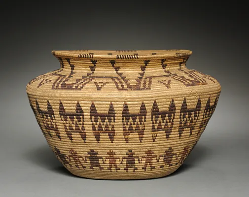 Jar-shaped Basket