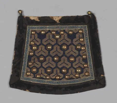 Ceremonial Uniform: Center Flap