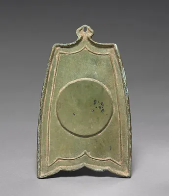 Bell-shaped Mirror