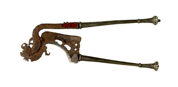 Betel Cutter in the Form of a Naga