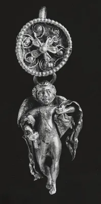 Disk-and-Pendant Earring with Eros