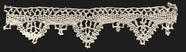 Lace Edging of Points