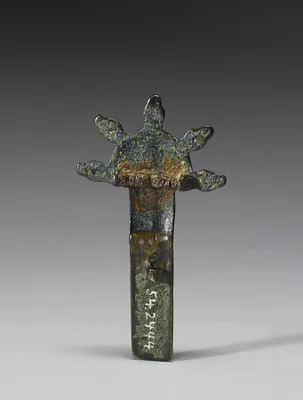 Bow Fibula
