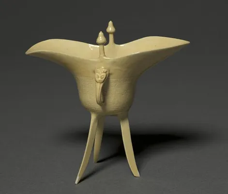 Libation Cup in the Form of a Jue