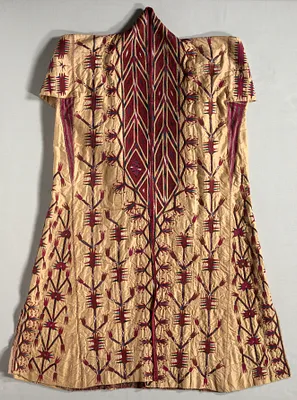 Woman's cloak (chyrpy)