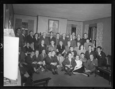 Cosmopolitan Club, group photo right