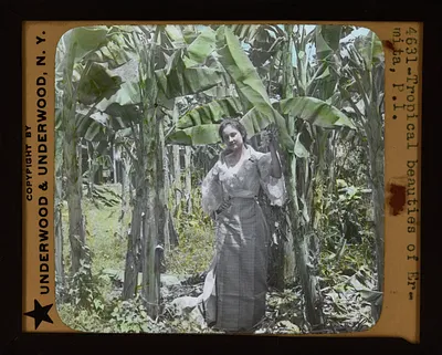 Photograph of Woman in Ermita, Philippine Islands