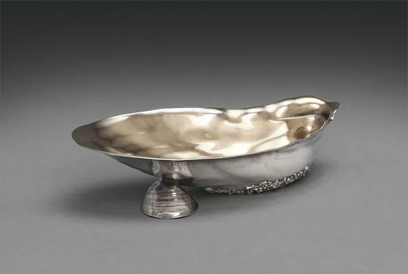 Seashell Salt with Shell and Crab Spoon