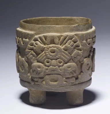 Tripod Vessel