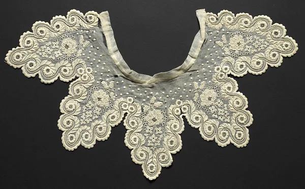 Lace and Embroidery Collar