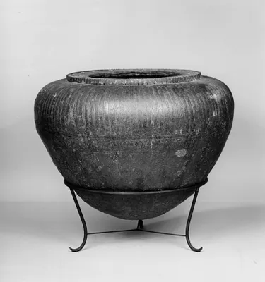 Bowl with Incised Decoration
