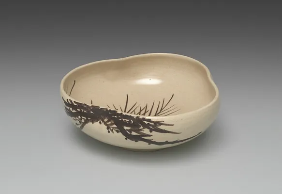 Pine-shaped Dish