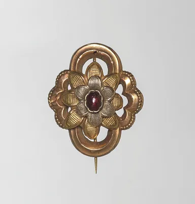 Woman's Costume (Brooch)