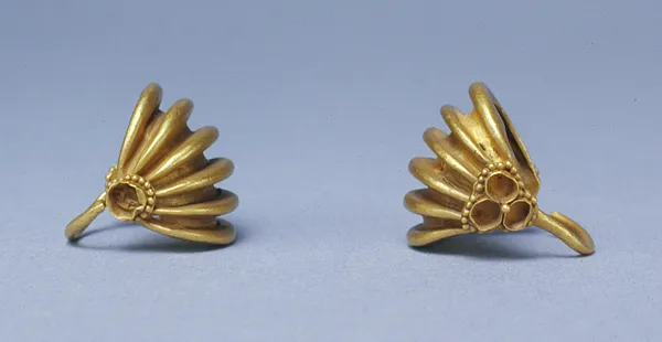 Pair of Basket-Shaped Hair Ornaments