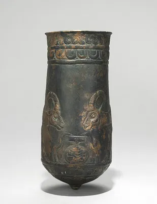 Button-Based Situla