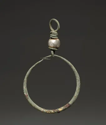 Earring