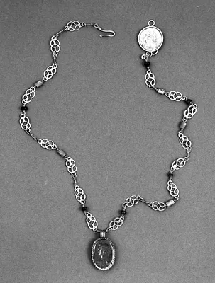 Necklace with Intaglio Pendant of a Man