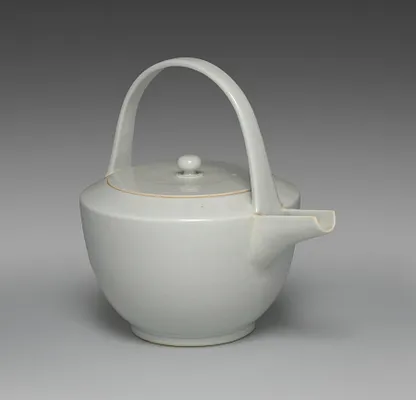 Sake Pourer