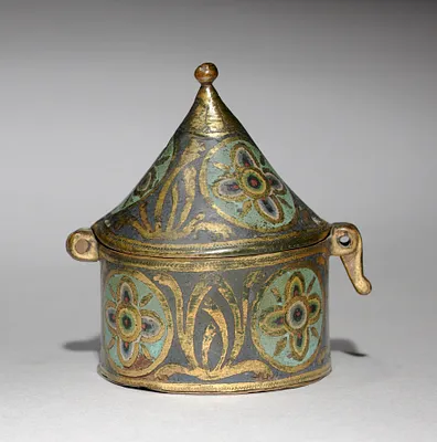 Pyx