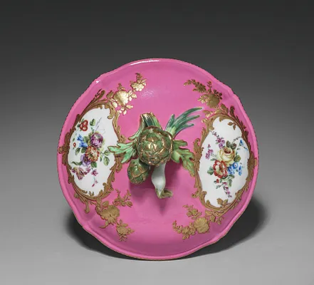 Cover for a Tureen