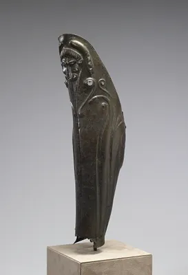 Left Greave