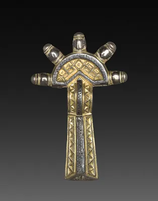 Bow Fibula