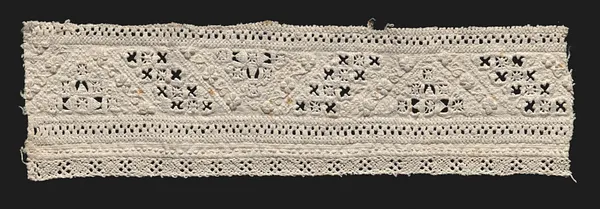 Lace fragment